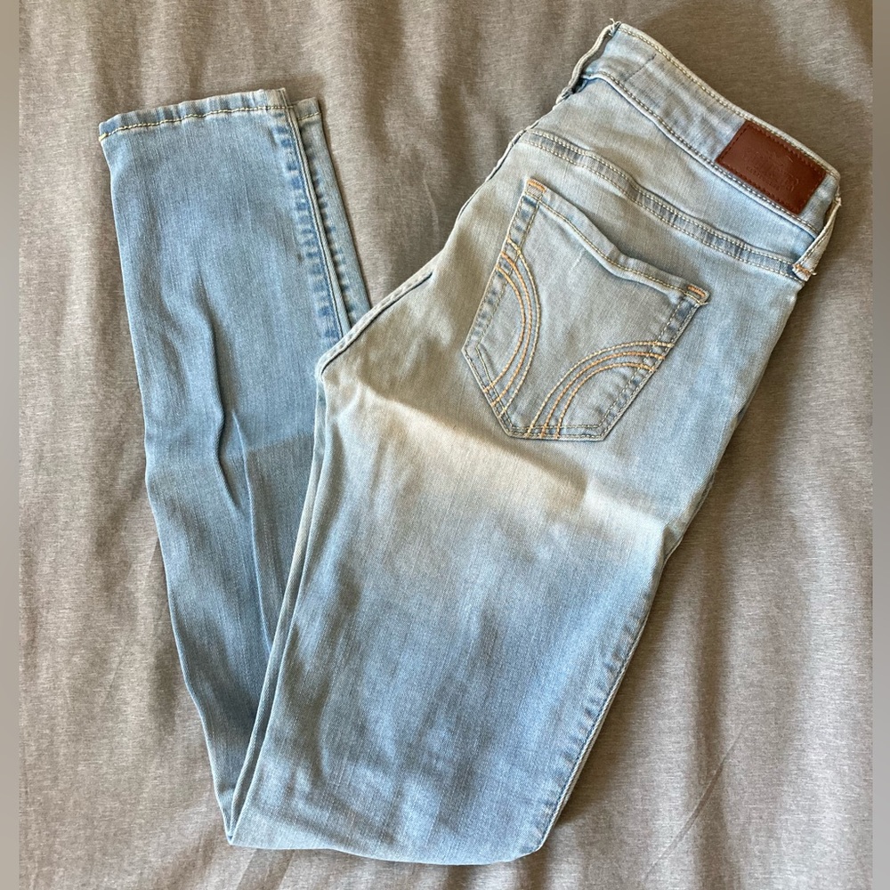 Hollister Low-Rise Super Skinny Jeans
